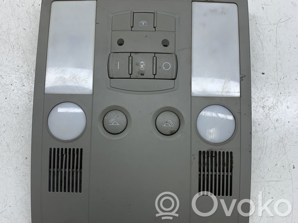Audi A8 S8 D3 4E Etuistuimen valo 