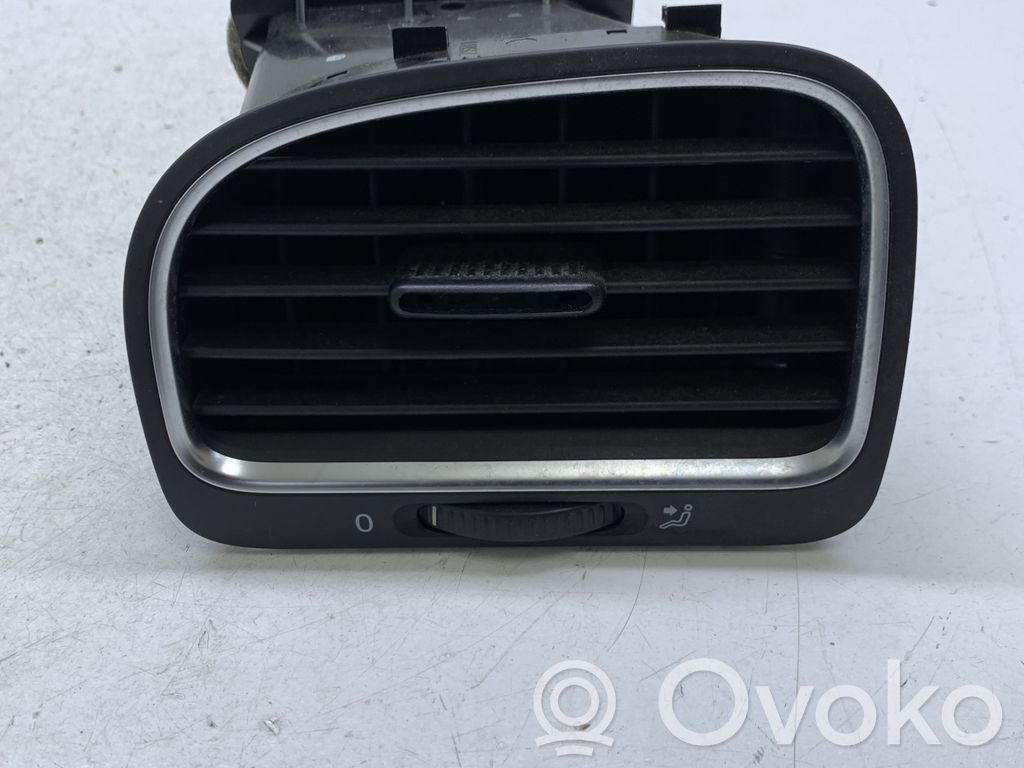 Volkswagen Golf VI Boczna kratka nawiewu deski rozdzielczej 