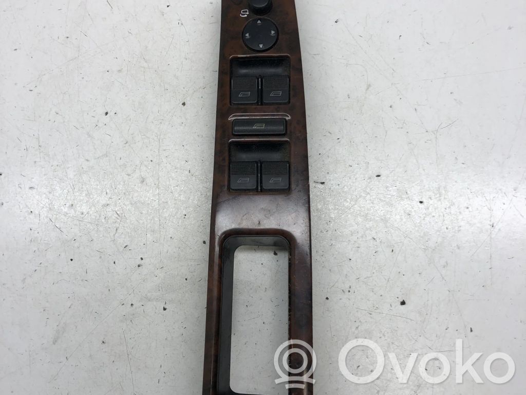 Electric window control switch   4D1959517,4D0959565F