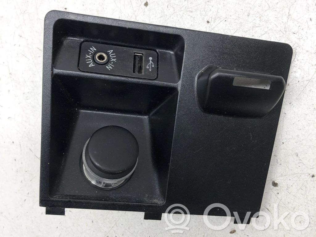 BMW X5 E70 USB jungtis 
