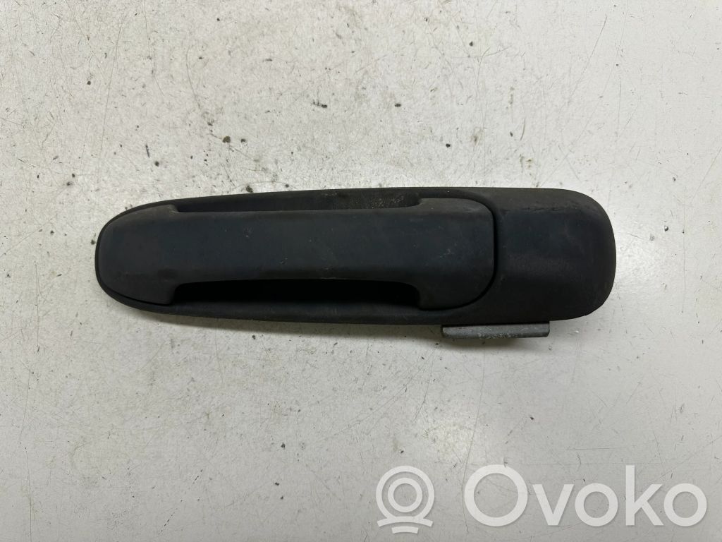 Dodge RAM Manecilla externa puerta delantera 