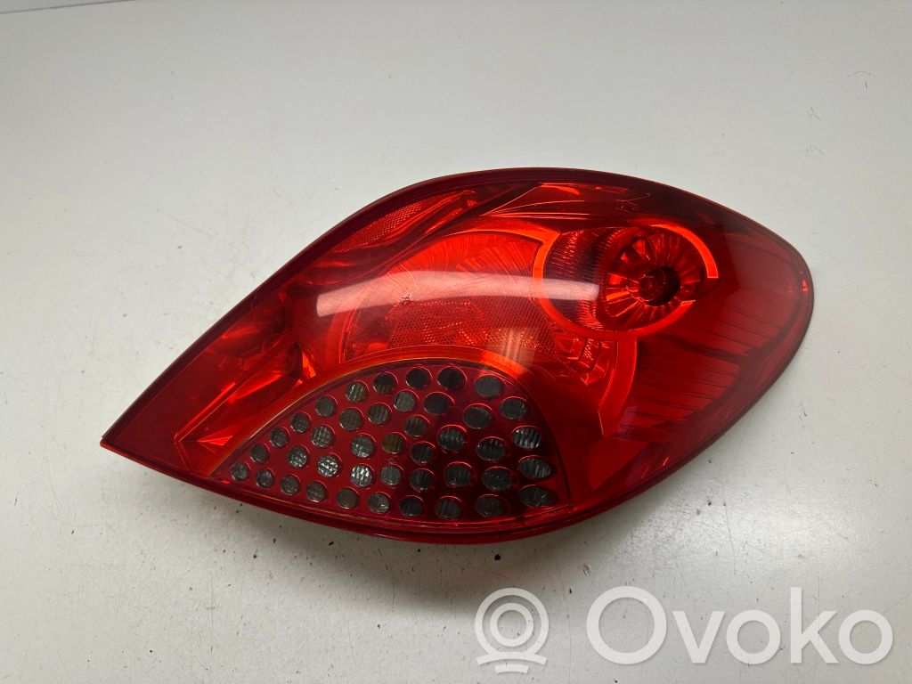 Peugeot 207 Lampa tylna 