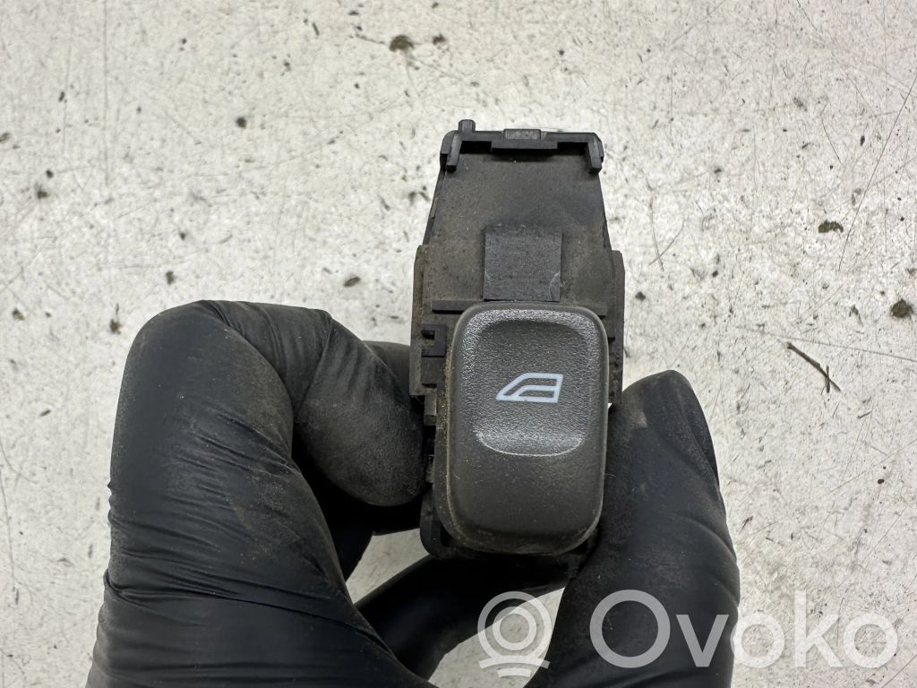 Volvo S40, V40 Electric window control switch 