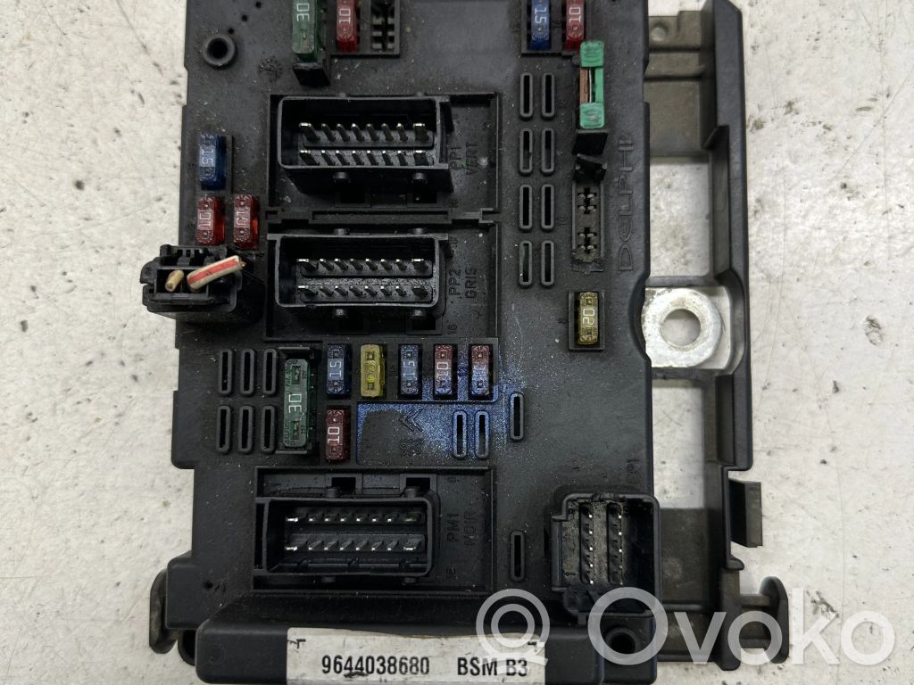 Peugeot 307 Módulo de fusible 