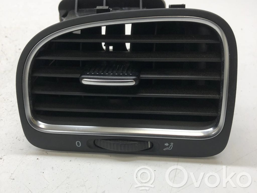 Volkswagen Golf VI Boczna kratka nawiewu deski rozdzielczej 