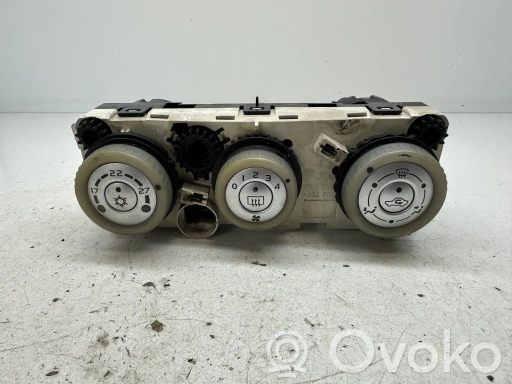 Mitsubishi Colt Climate control unit 