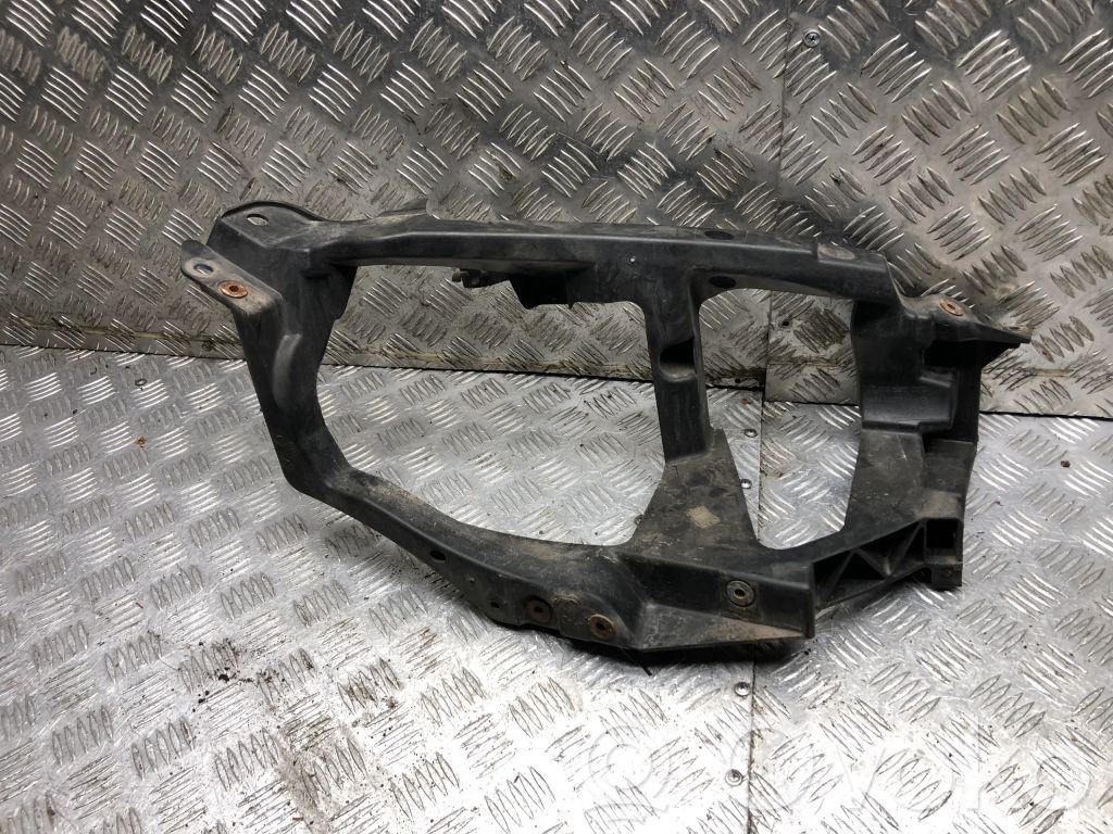 Mitsubishi Colt Headlight/headlamp mounting bracket 
