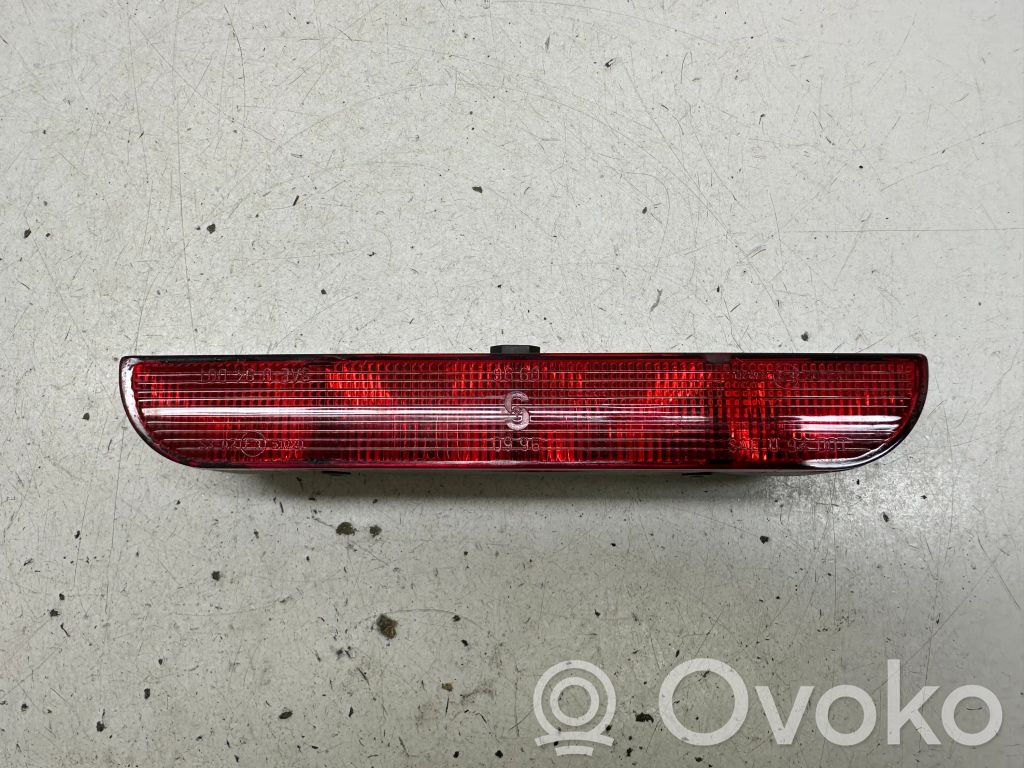 Audi A4 S4 B5 8D Third/center stoplight 
