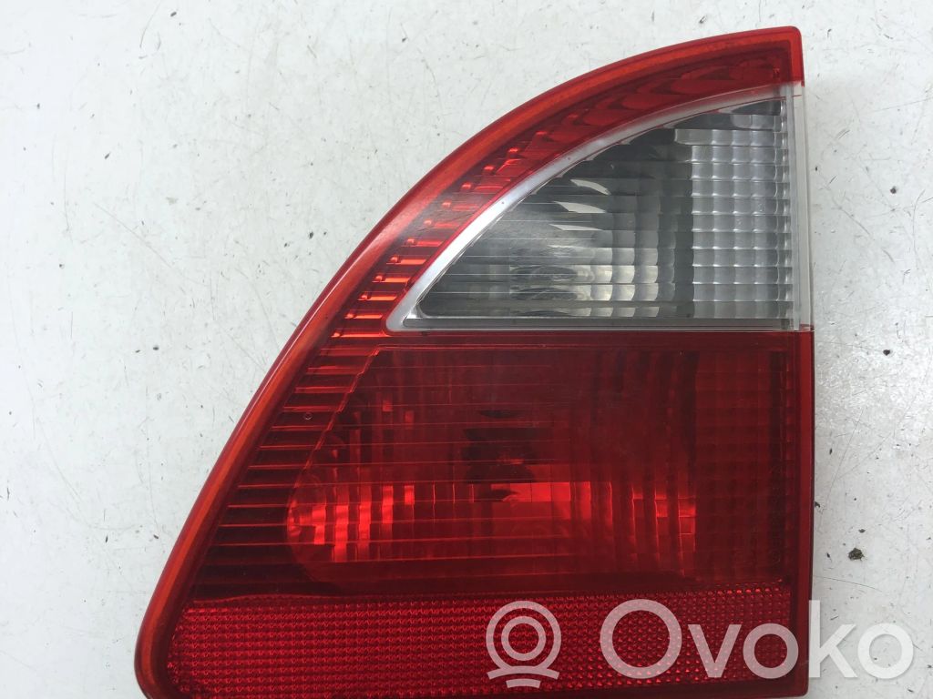 Ford Galaxy Lampy tylnej klapy bagażnika 