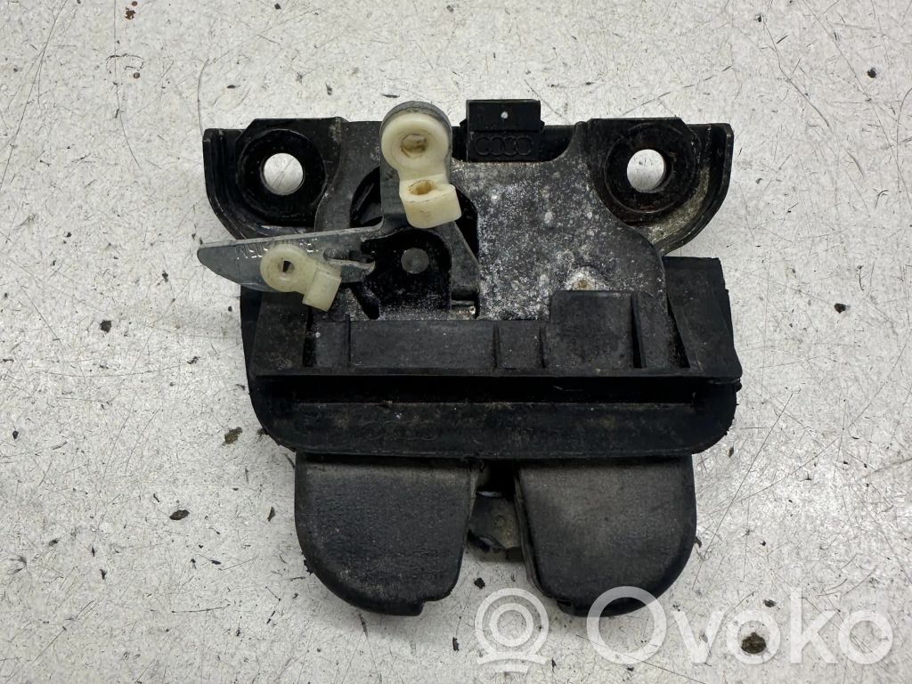 Audi A6 S6 C5 4B Tailgate/trunk/boot lock/catch/latch 