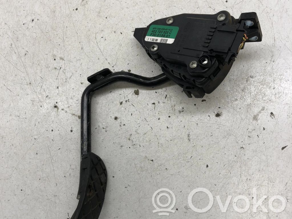 Audi A8 S8 D3 4E Gaspedal 
