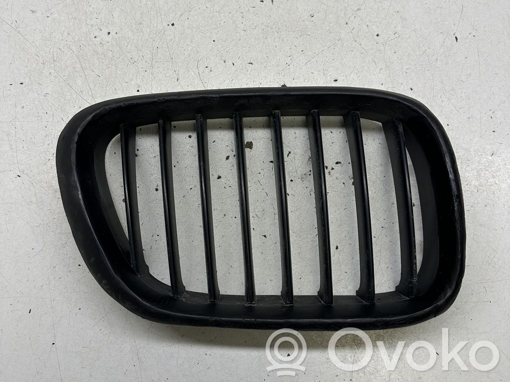 BMW X5 E53 Priekšējais režģis 