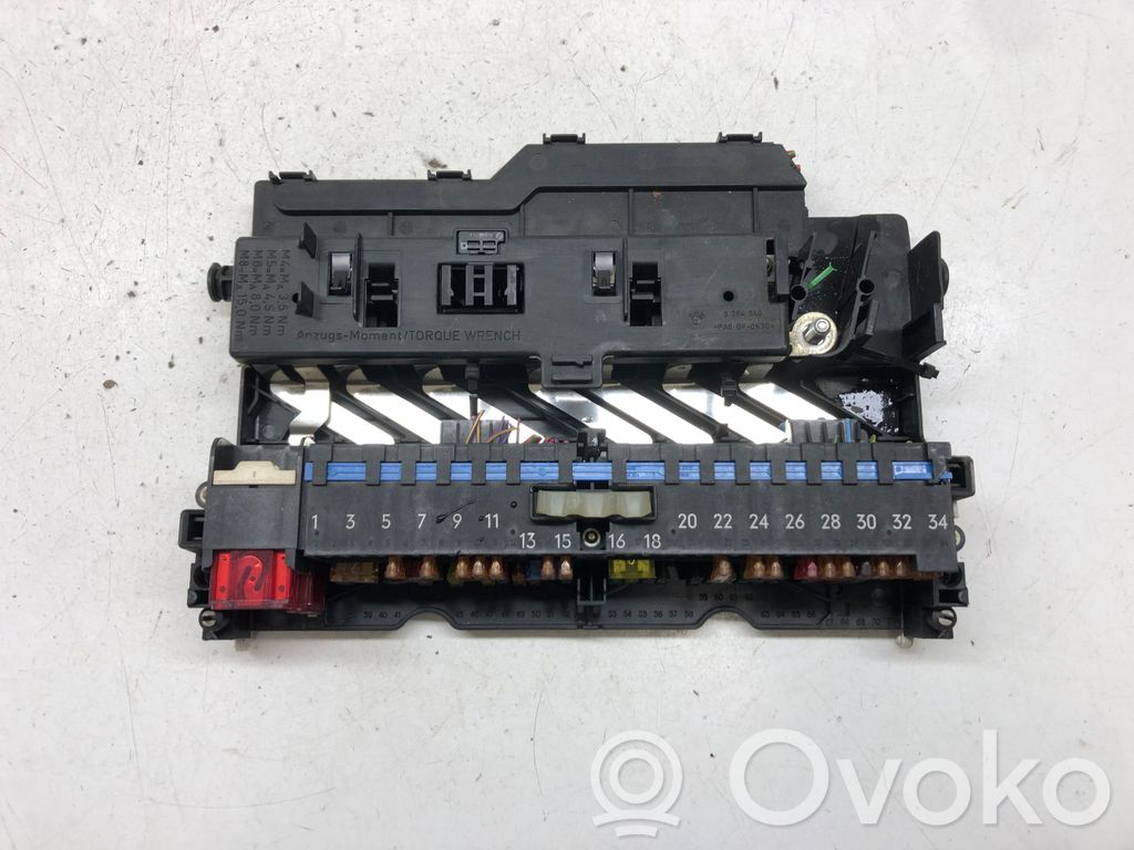 BMW 3 E46 Fuse module 