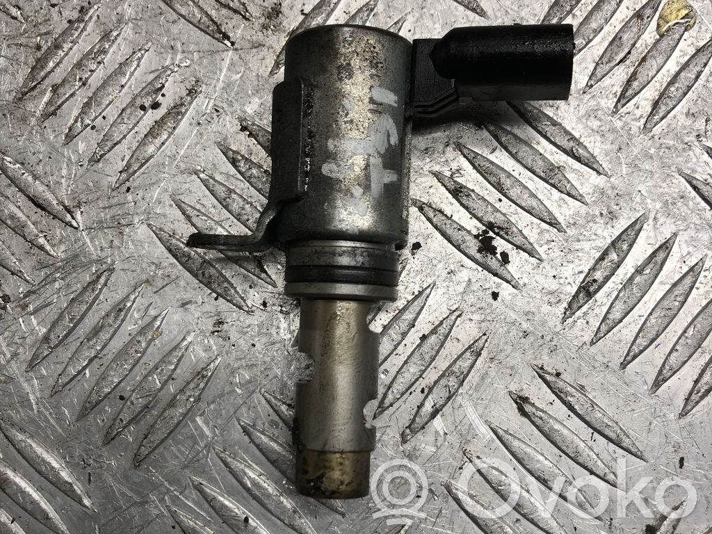 Volkswagen Touran I Camshaft vanos timing valve 