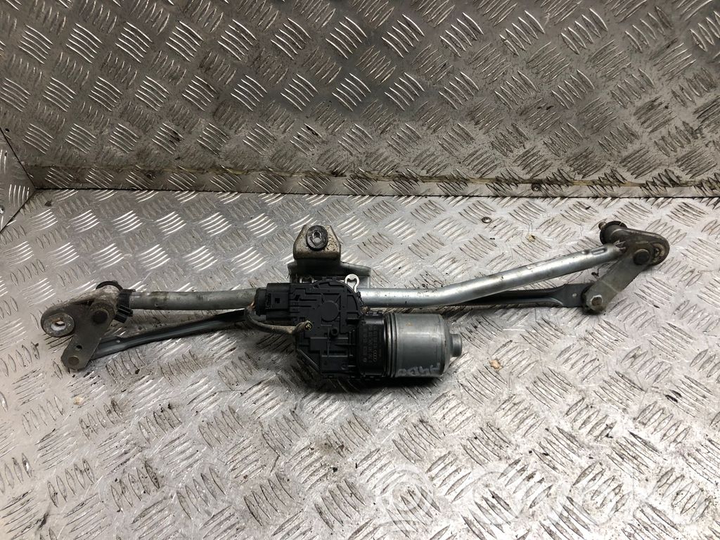 Audi A4 S4 B6 8E 8H Etupyyhkimen vivusto ja moottori 