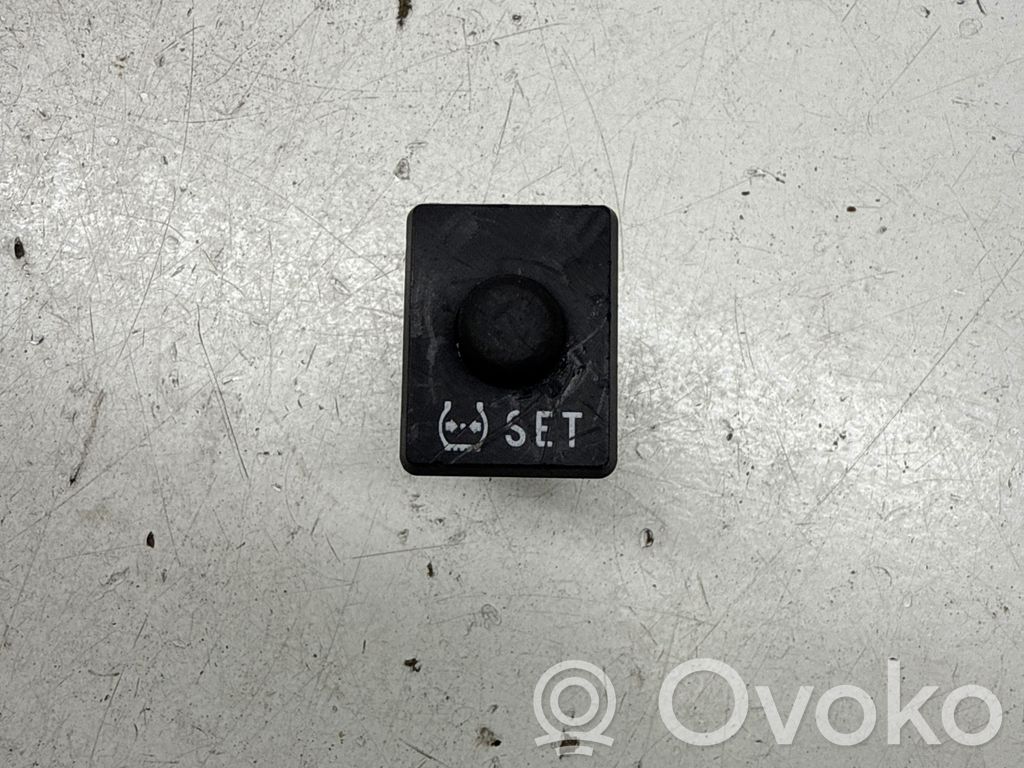 Toyota Yaris Botón de reinicio del sistema TPMS 