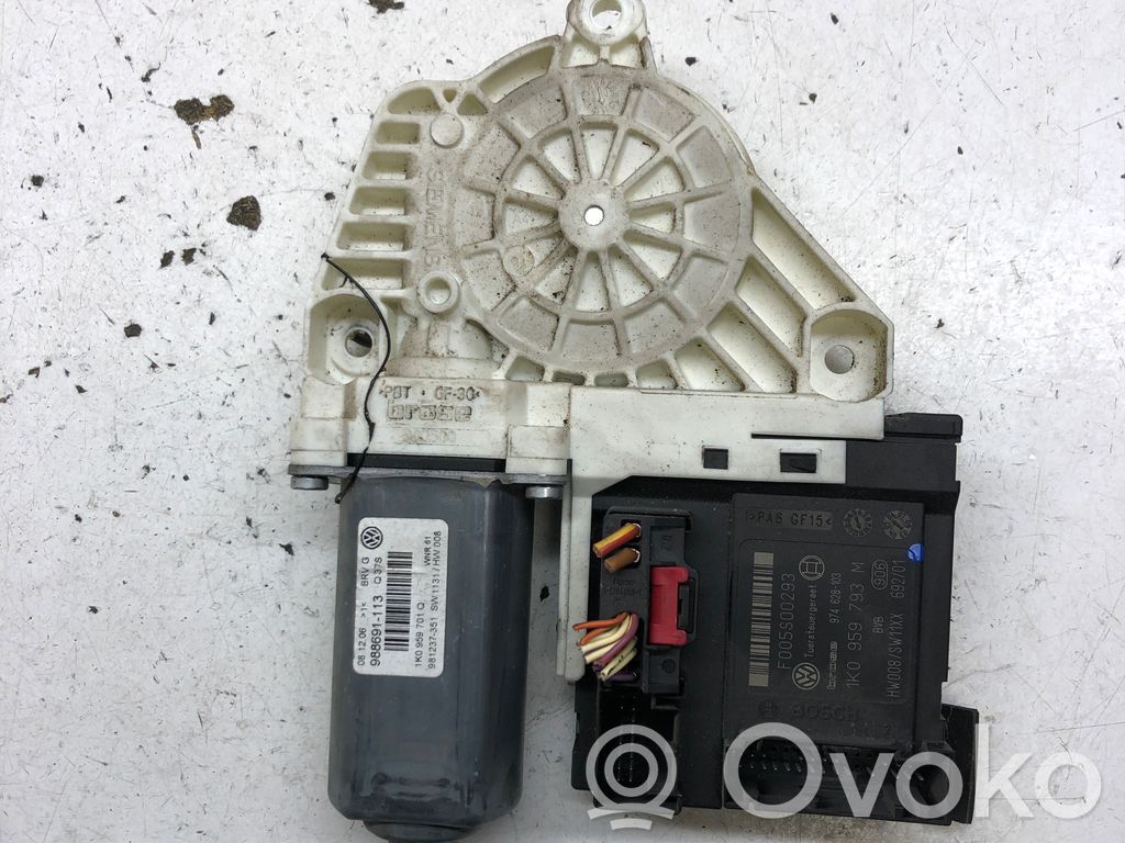 Volkswagen PASSAT B6 Etuoven ikkunan nostomoottori 