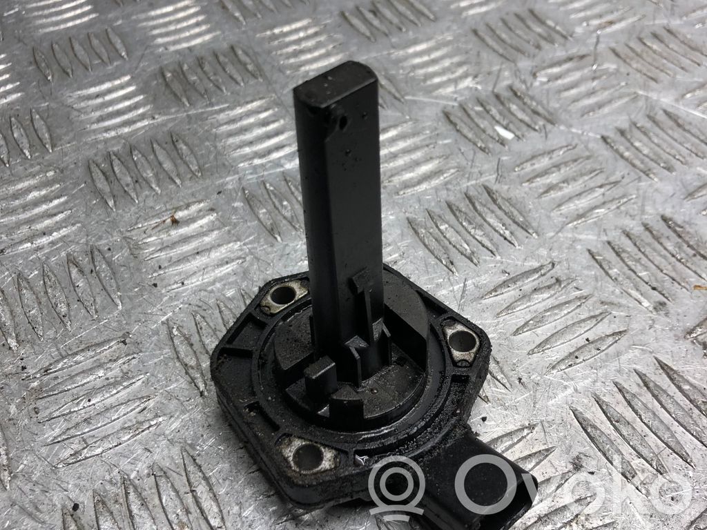 Audi A6 S6 C6 4F Sensor de nivel de aceite 