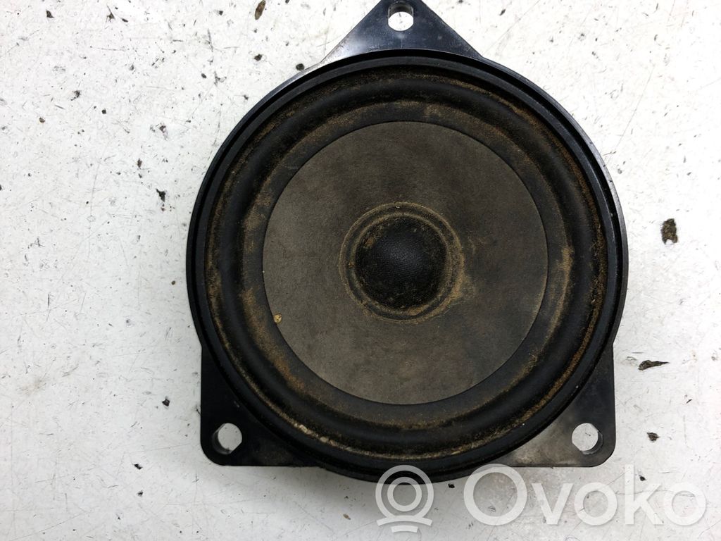 BMW 5 E60 E61 Altavoz de la puerta trasera 