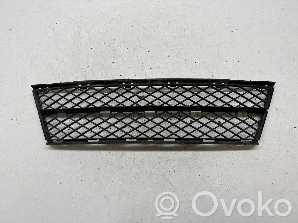 Front bumper lower grill   7178115,51117178115