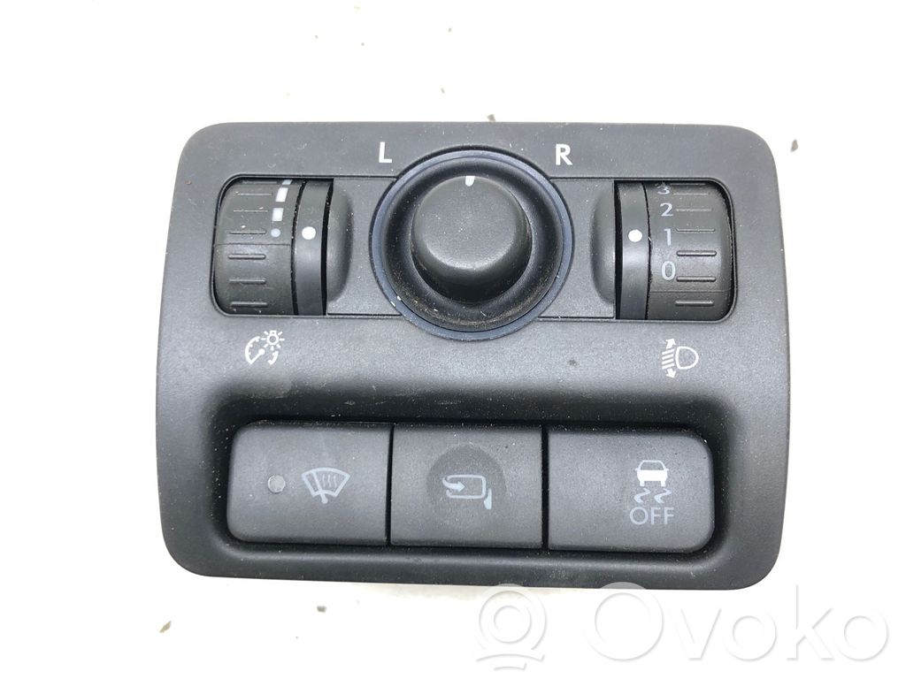 Subaru Legacy Wing mirror switch 