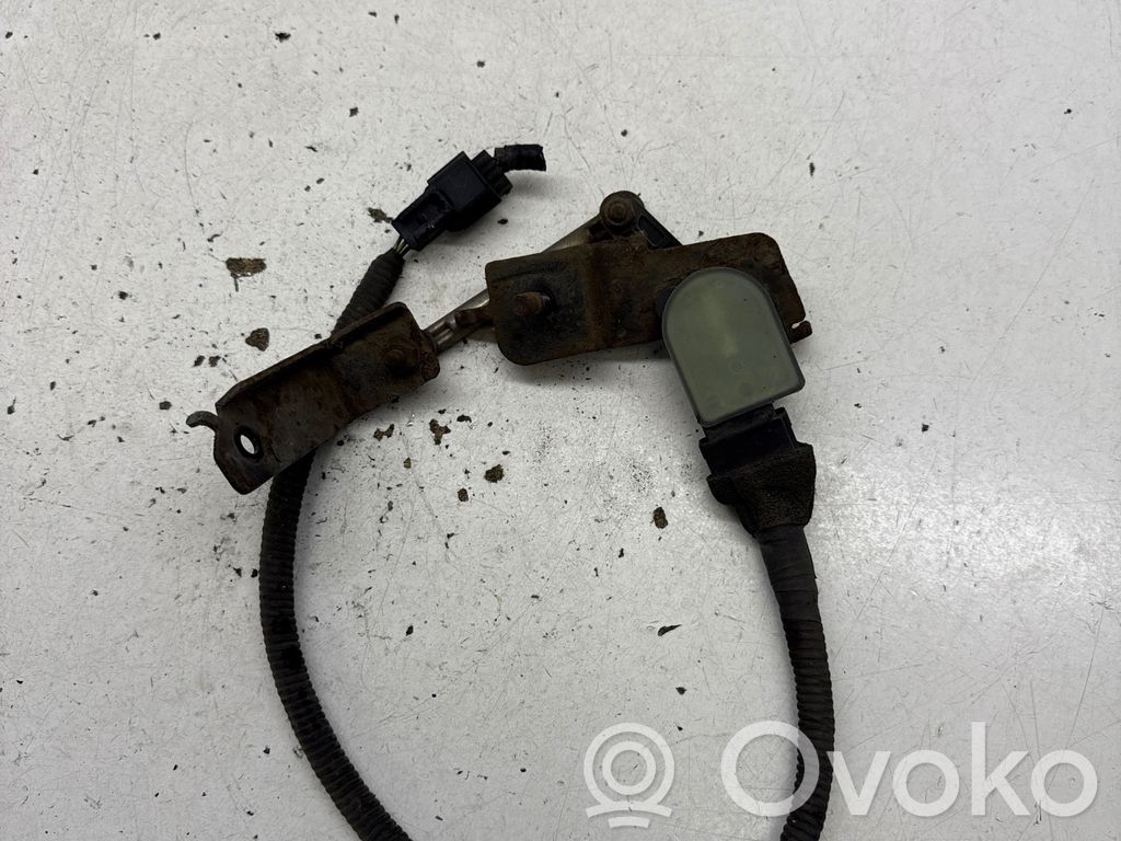 Infiniti FX Headlight/headlamp level sensor 