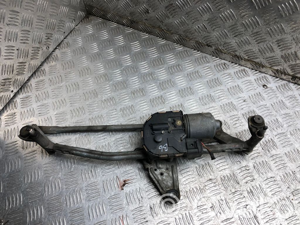 Volkswagen PASSAT B6 Mechanizm i silniczek wycieraczek szyby przedniej / czołowej 
