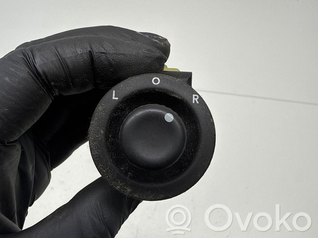 Dodge Caliber Wing mirror switch 