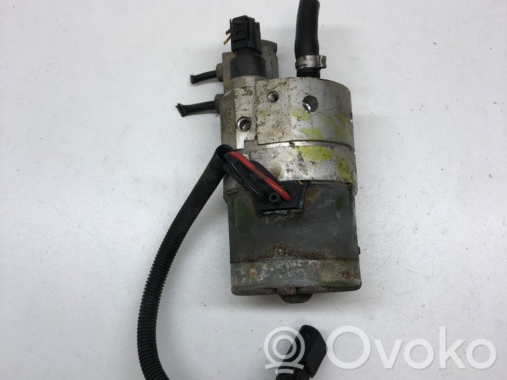 Audi A6 S6 C5 4B Avattavan katon hydraulipumppu 