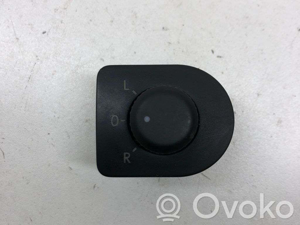 Volkswagen Bora Interruptor del espejo lateral 