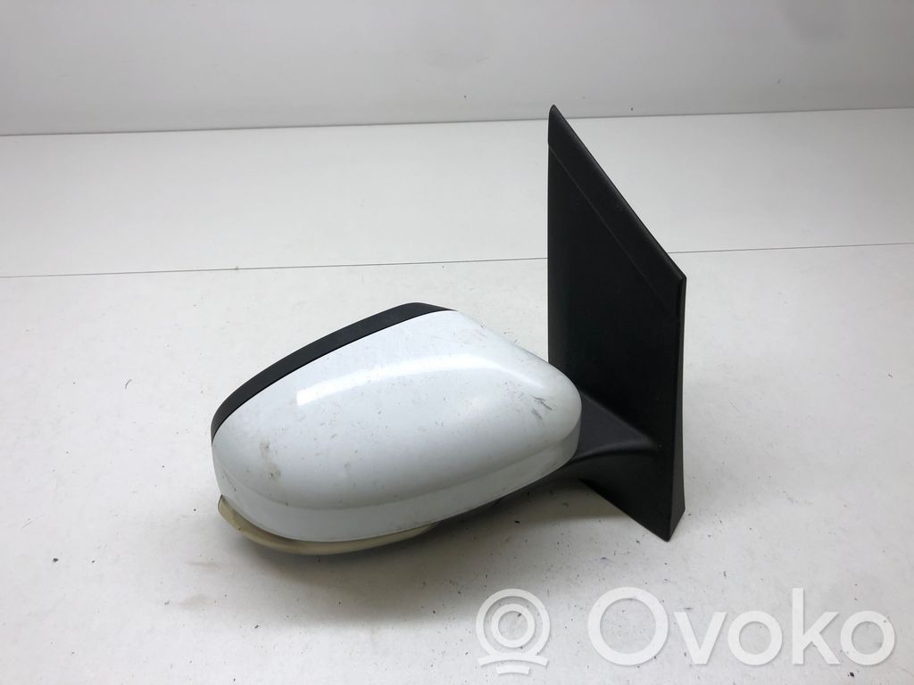 Ford Focus Front door electric wing mirror 