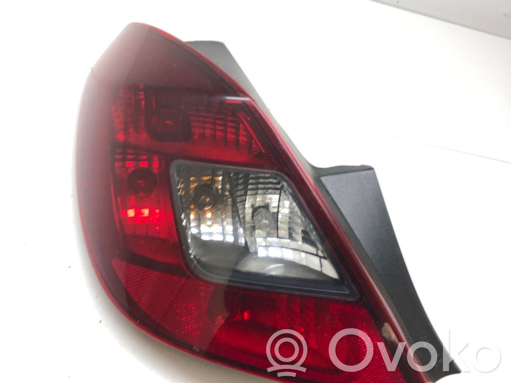 Opel Corsa D Galinis žibintas kėbule 