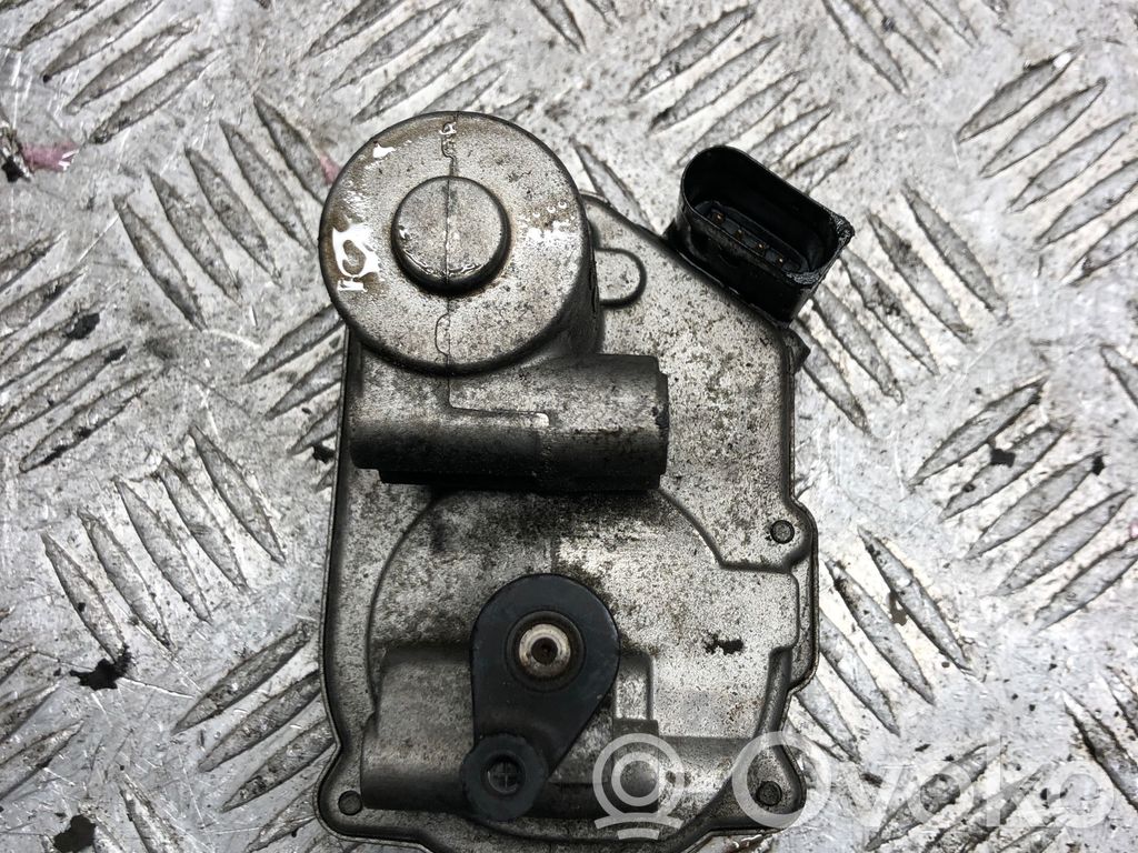 Audi A8 S8 D3 4E Activador/motor del colector de admisión 