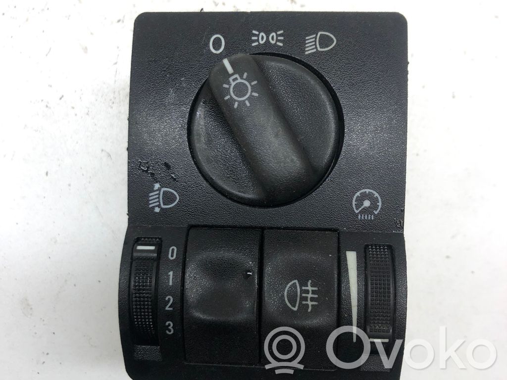 Opel Astra G Interruptor de luz 