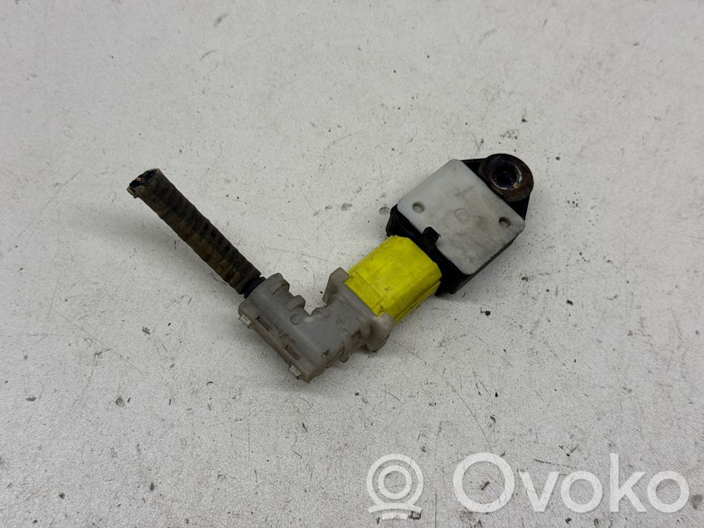 Toyota Auris 150 Czujnik uderzenia Airbag 