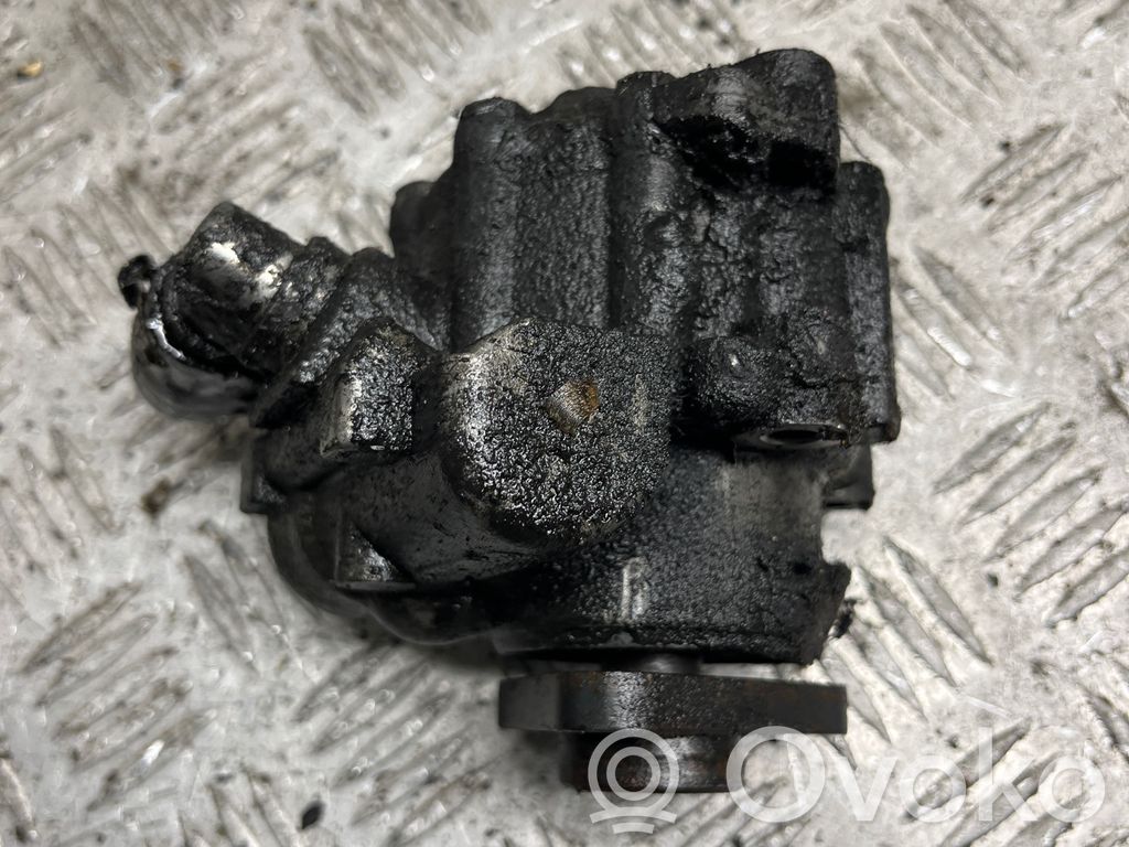Audi A6 S6 C6 4F Ohjaustehostimen pumppu 