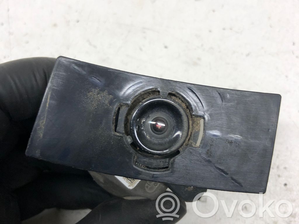 BMW 7 F01 F02 F03 F04 Front bumper camera 
