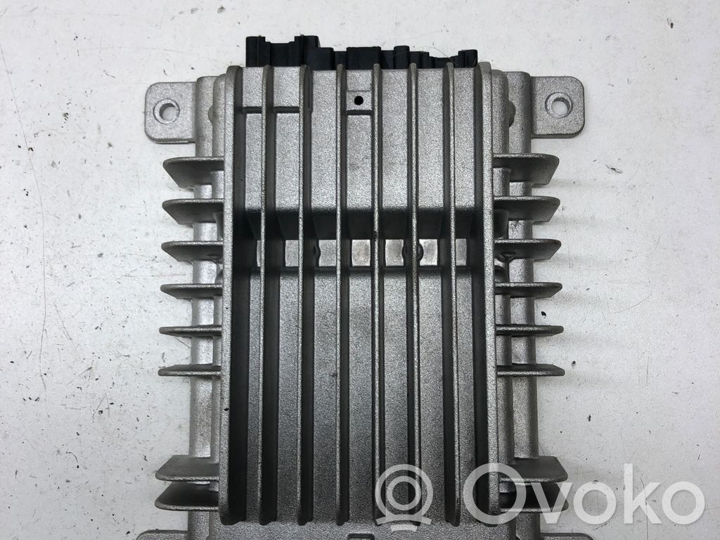 Mazda 6 Sound amplifier 
