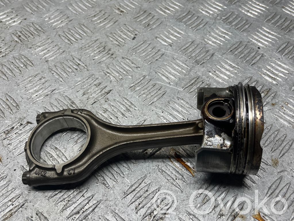 Audi A3 S3 8V Pistón con biela 