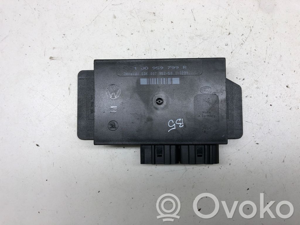 Volkswagen PASSAT B5 Module confort 