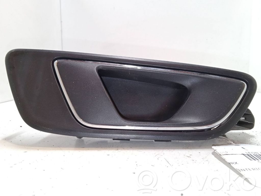 Manecilla interna puerta delantera   5F1837114