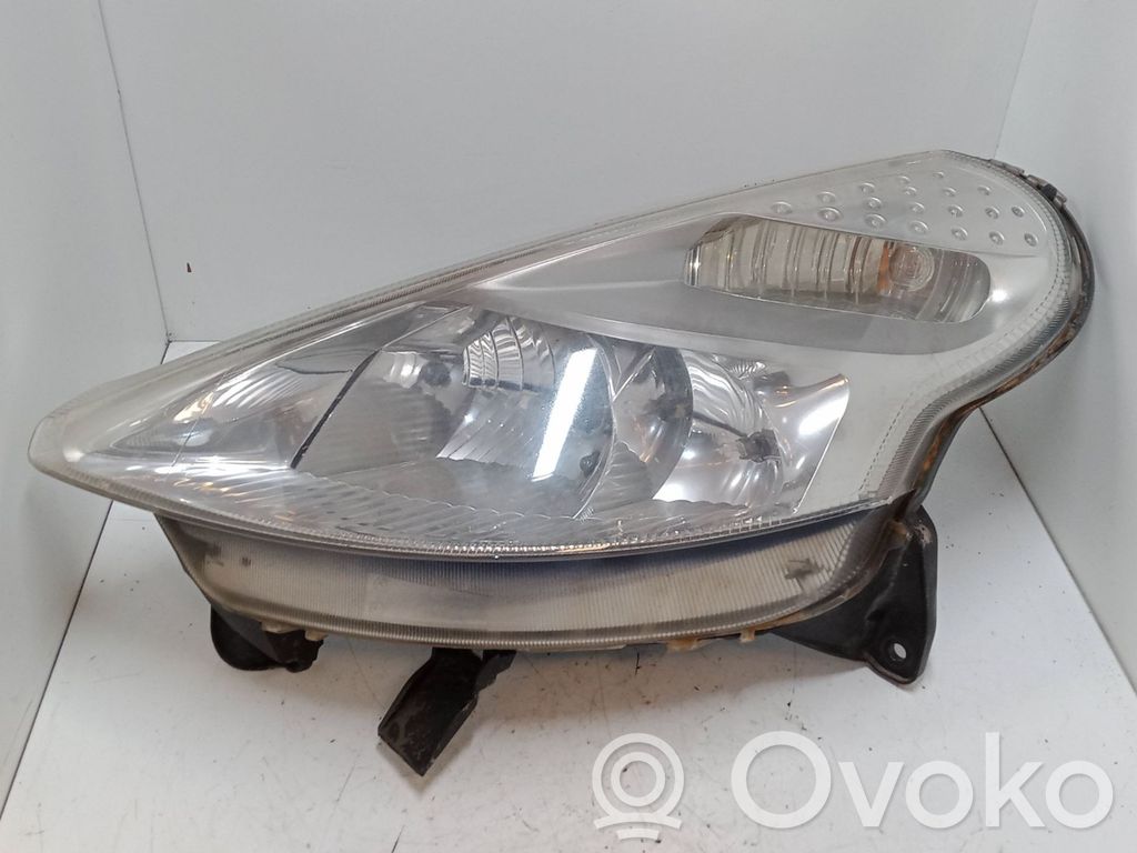 Citroen C3 Lampa przednia 