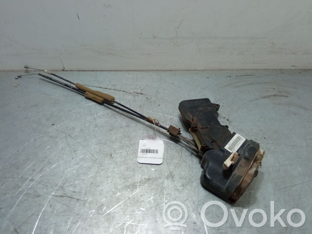 Mazda 2 Zamek drzwi tylnych 