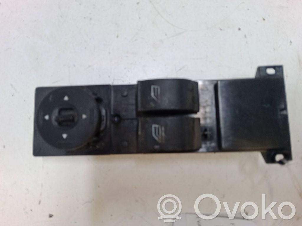 Interruptor del elevalunas eléctrico   3M5T14529CE