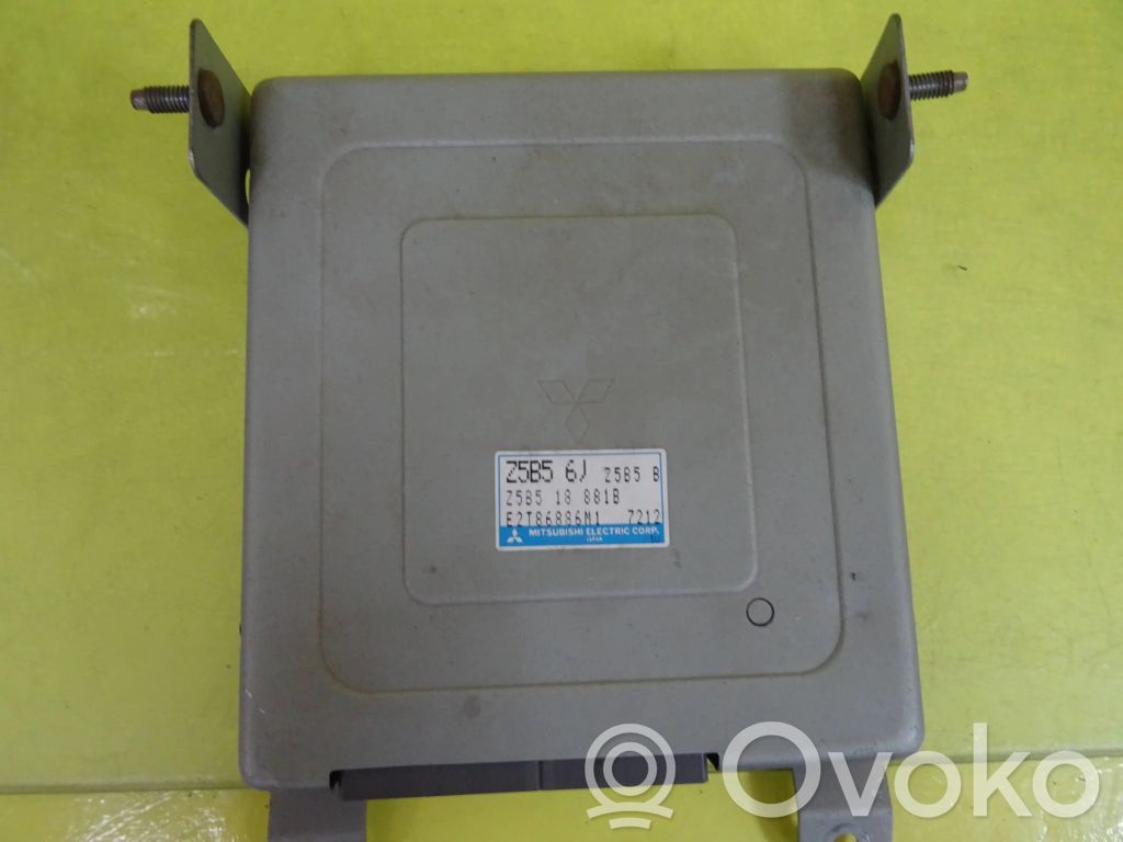 Engine control unit/module   E2T86886M1,Z5B56J