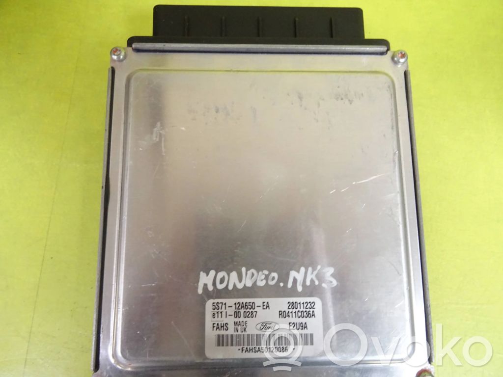 Ford Mondeo Mk III Engine control unit/module 
