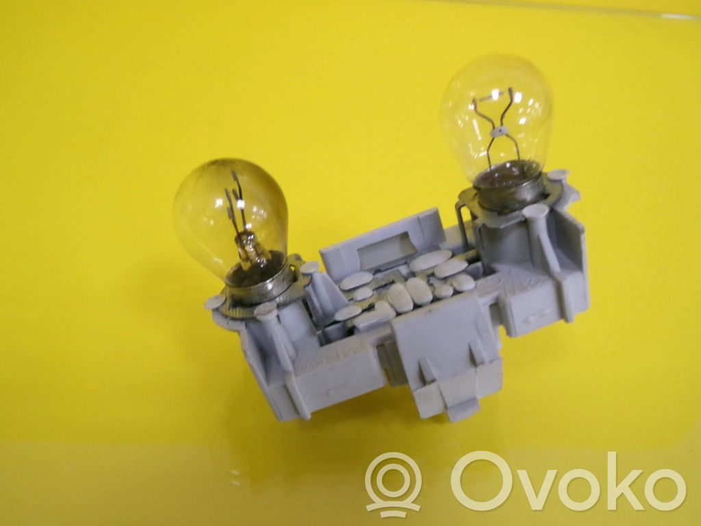 Fiat Punto (176) Glühbirnenhalter Heckleuchte 
