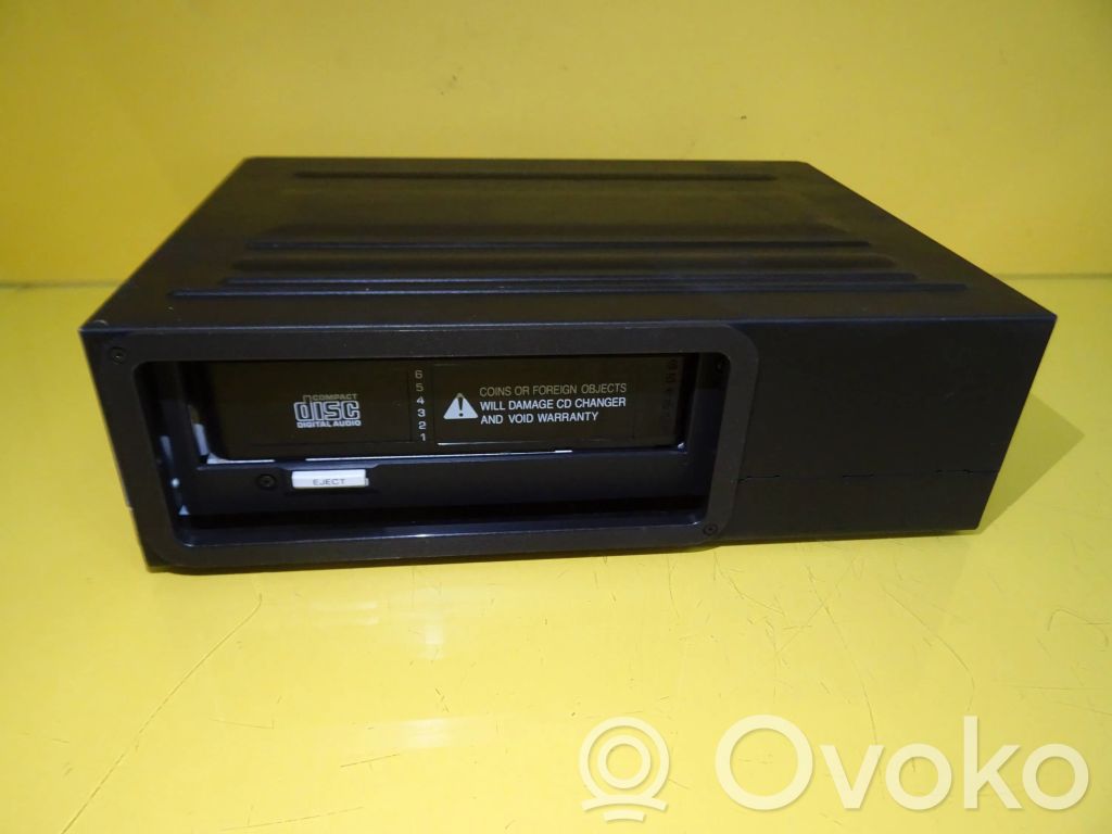 CD/DVD keitiklis   XW4F18C830A