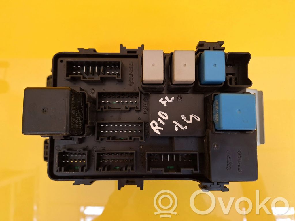 KIA Rio Fuse box set 