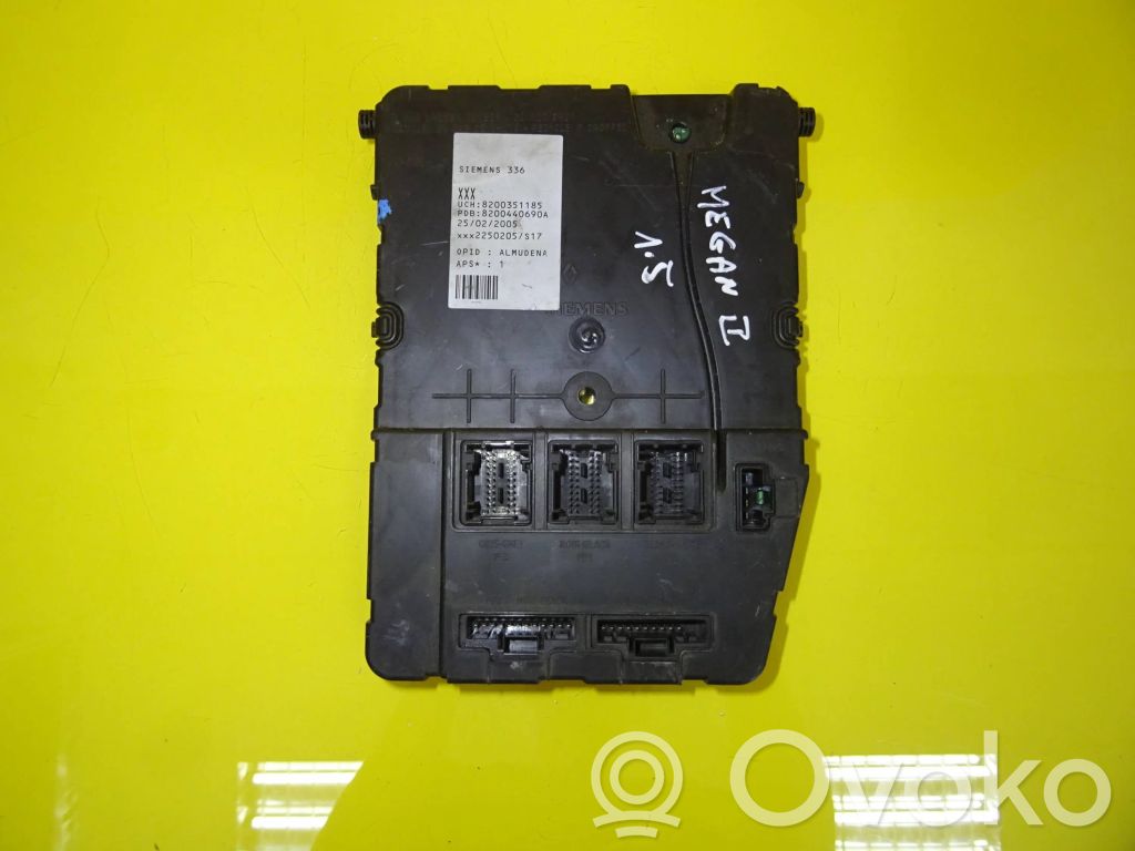 Renault Megane II Unidad de control del BSM 